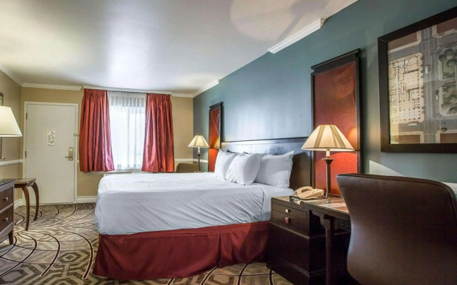 Clarion Inn Near China Lake Naval Station