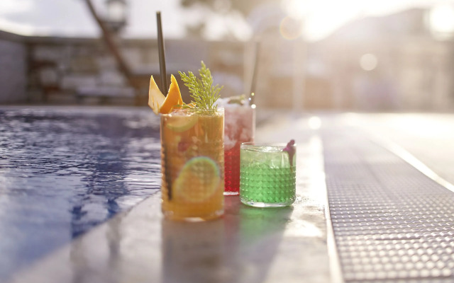 AlaBora Hotel - Alaçatı