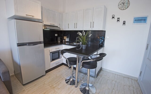Luxury One Bedroom Apartment in Aqua Palms Resort