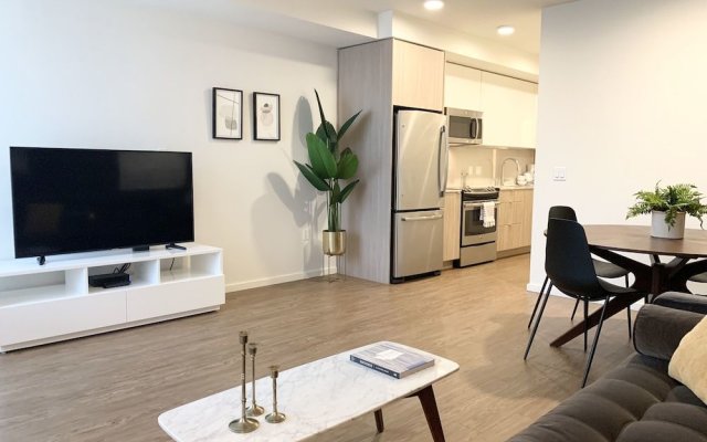 Domicile Suites at Venn on Main