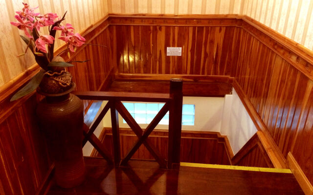 Apple Guesthouse