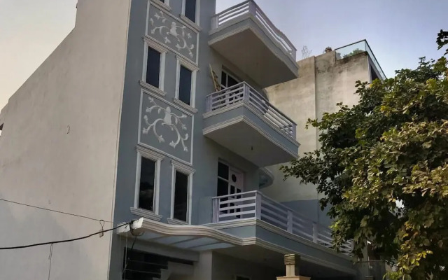 The Gleam Hotel