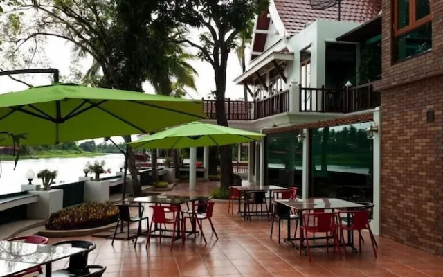 RK Riverside Resort And Spa