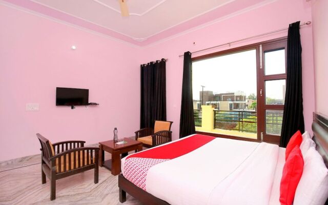 OYO 38009 The Sai Villa