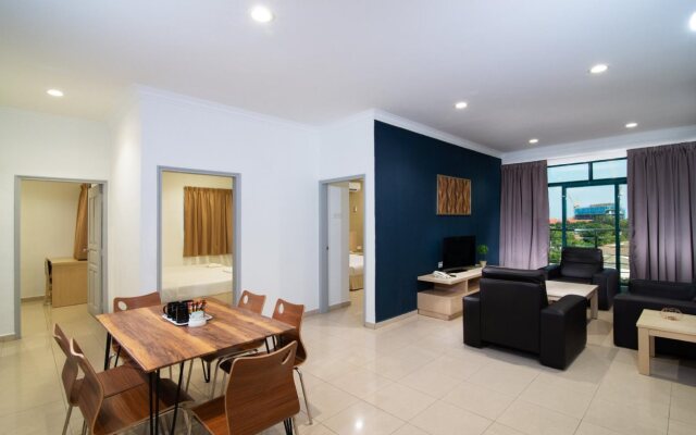 Golden View Serviced Apartment