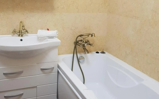 Apartment Mega Mall Monza National Arena