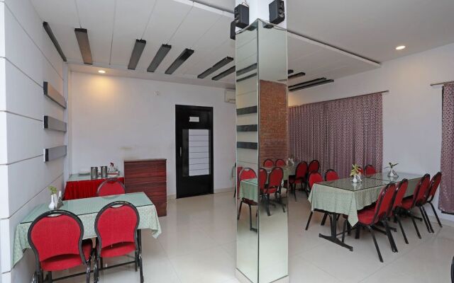 OYO 4028 Hotel Rumani