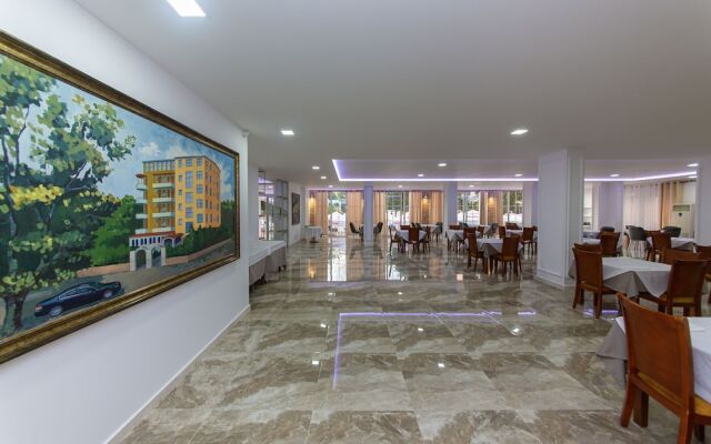 Esal Hotel