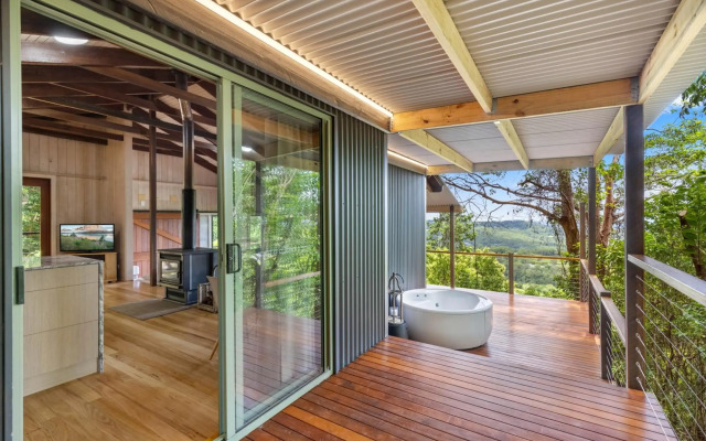Treetops Seaview Montville