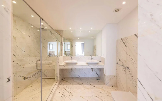 Mirage Residence 2Bedroom's at Golf View