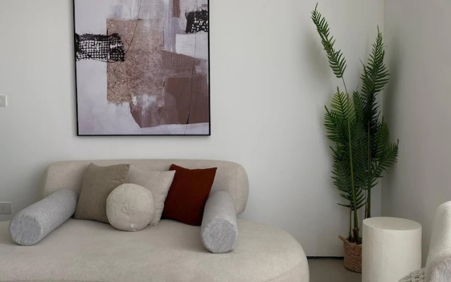 Stayr Somabay - Bay life home rentals