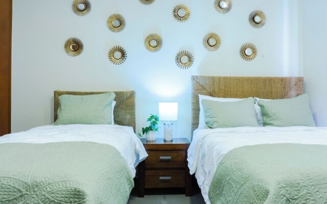 Condo Lunada by Bric