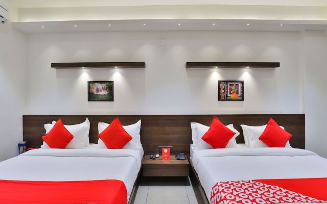 OYO 16604 Hotel Sparsh Inn