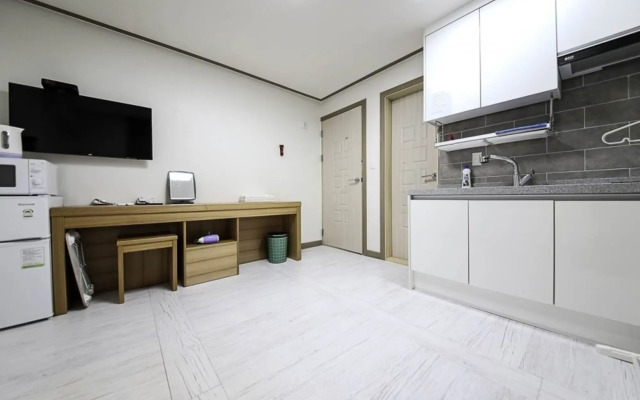 Daecheon 323 Condo