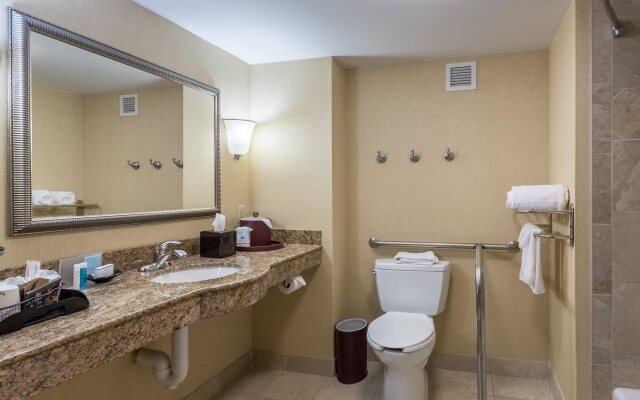 Hampton Inn & Suites Knoxville-Downtown