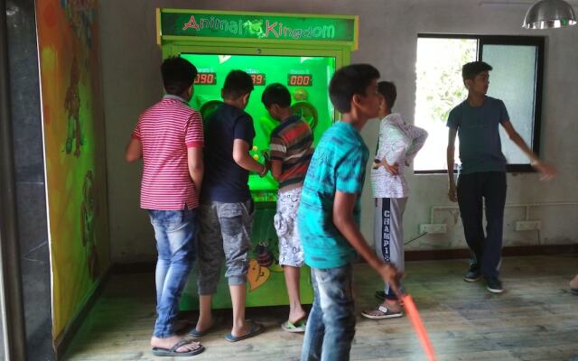 Daksh Resort And Amusement Park
