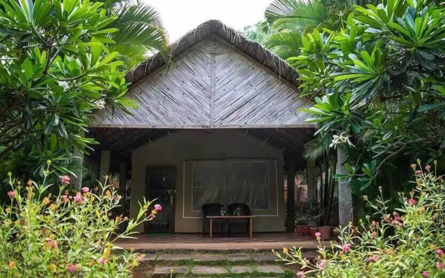 Sai Vishram Beach Resort Byndoor