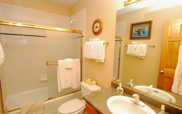 Snake River Village Townhomes