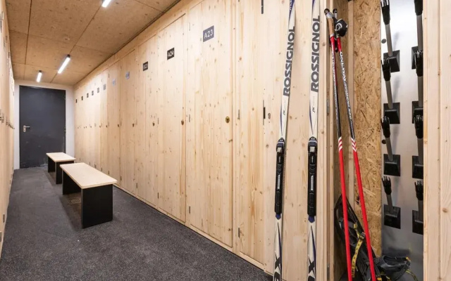 Apartment in La Chapelle Near Ski Lift