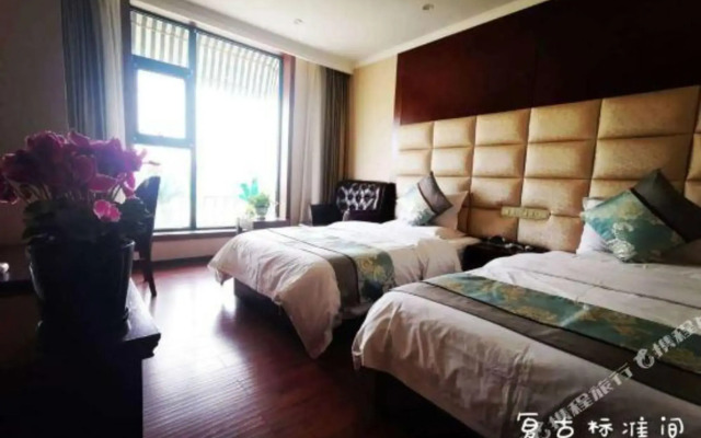 Q+ Veyas Garden Hotel