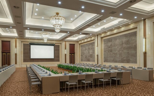 Holiday Inn & Suites Wuhan International Expo
