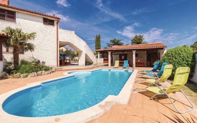 Apartments Biserka 1495