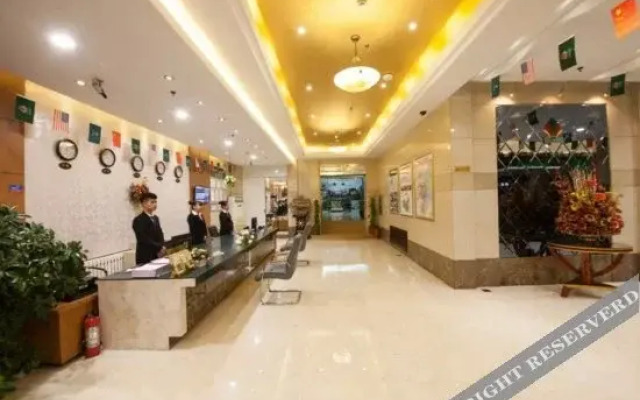 Longyi Hotel (Harbin Chinese Baroque Style Street Store)