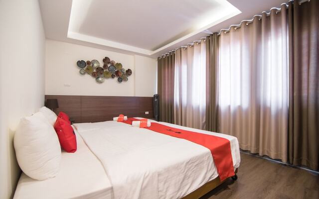 RedDoorz near Giap Bat
