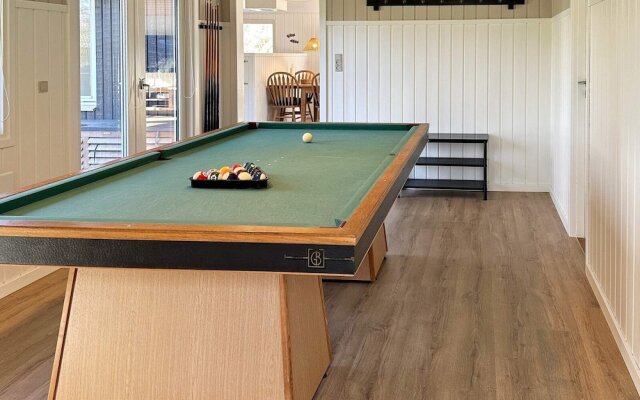8 Person Holiday Home in Hemmet