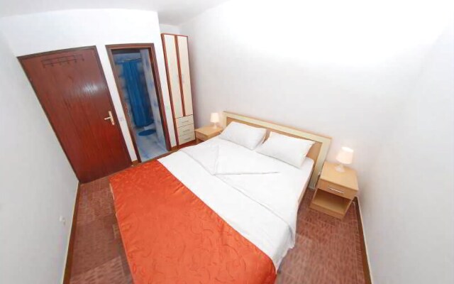Elena Guest House