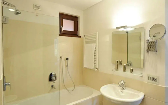 La Perla Di Sonenga - Giardino