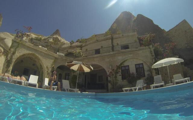 Local Cave House Hotel