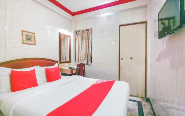 OYO 48074 National Towers Residency