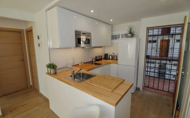 New Sunny Close to the Beach sea Views