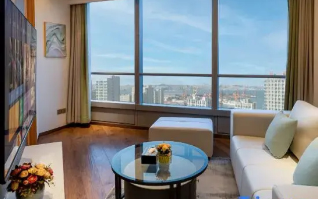 VANS Fanshi Yunjing Hotel (Zhongshan Plaza Fulihua International Apartment)