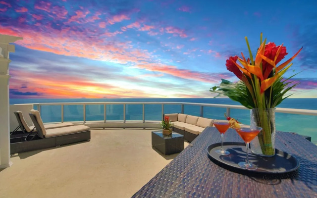 MARENAS BEACH RESORT by Miami And The Beaches Rentals