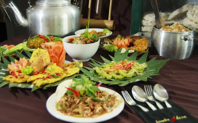 Orchardz Hotel Ayani