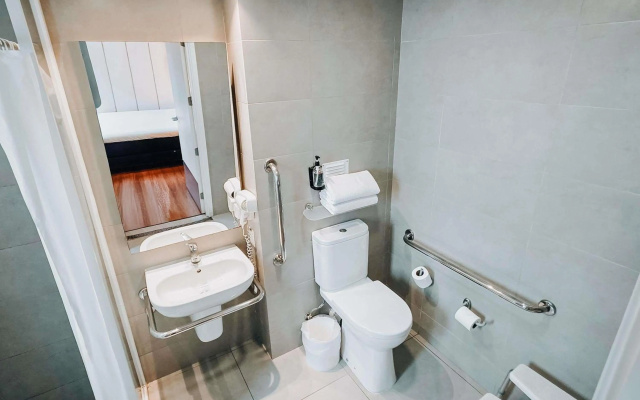 Hotel ibis Santiago Providencia - Image 7