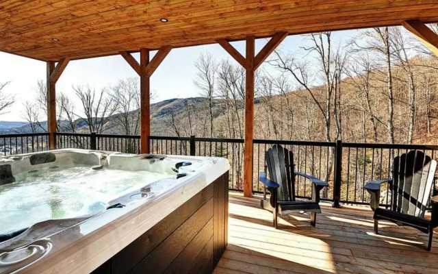 Blanc 28 - Les Chalets Alpins, Stoneham