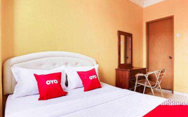 OYO 89406 Lucky Budget Hotel