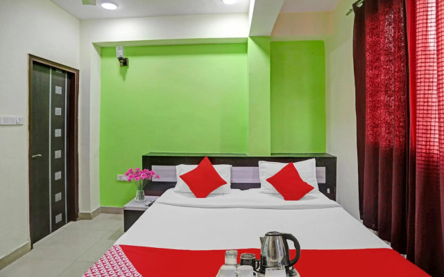 OYO Flagship 88302 Shyam Residency Near Lotus Temple