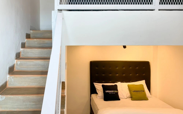 Urbanview Hotel Permata Syariah Garut – Guest Rooms – Garut