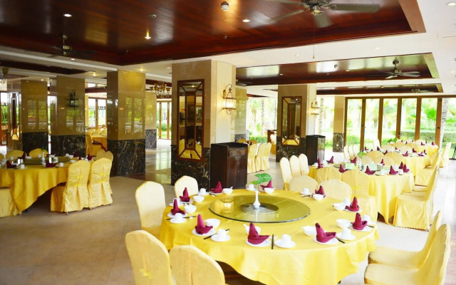 Xinglong Old Banyan Hotel - Wanning