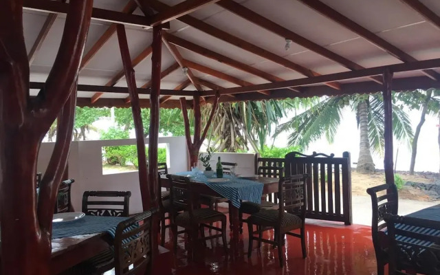 Blue Whale Beach Hotel