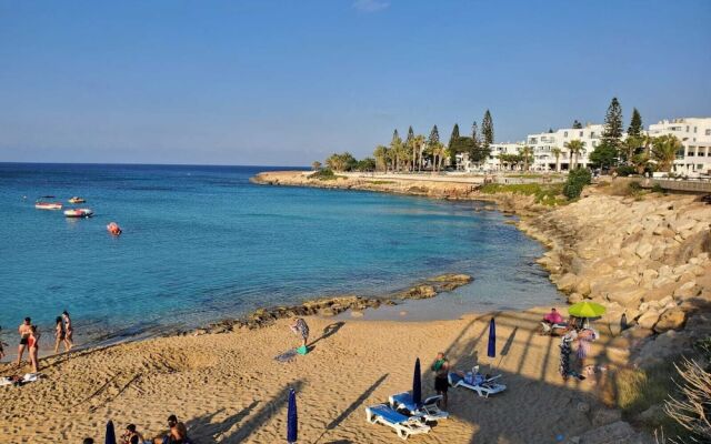 Charming 3-bed Villa in Protaras With Heated Pool