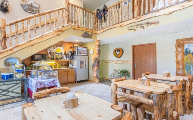 Browns Canyon Inn