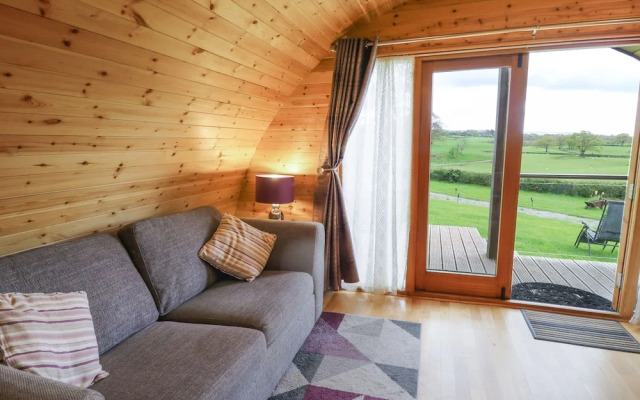 Pine Lodge
