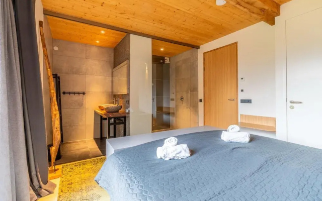 Luxurious and Sustainable 6-person Holiday Villa