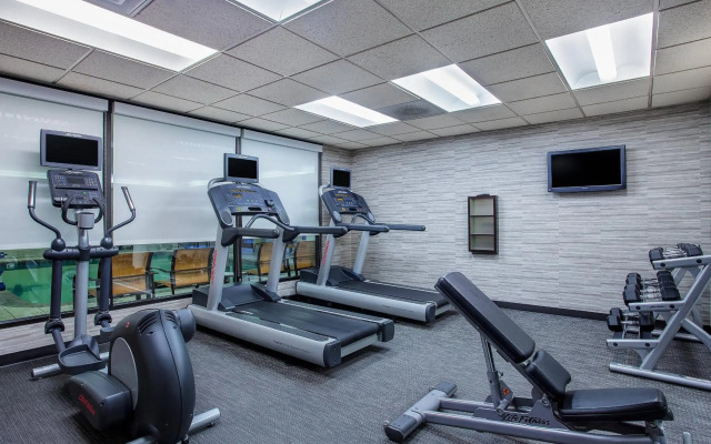 Courtyard by Marriott Knoxville Cedar Bluff