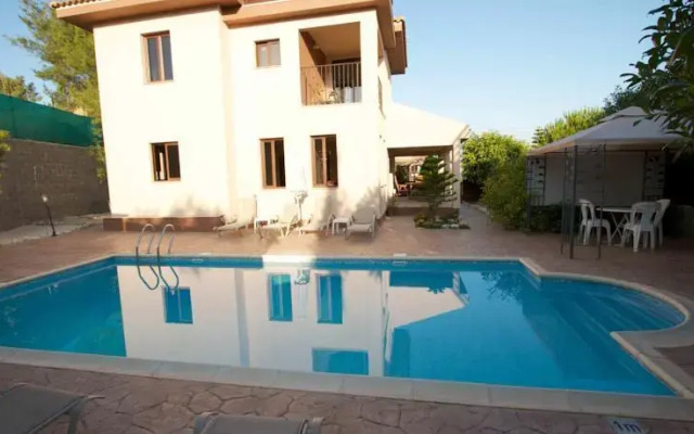Kinousa Villas